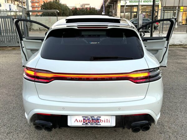 BM Automobili Pescara, SPECIALIZZATI NELLA COMPRAVENDITA DI VEICOLI SEMINUOVI