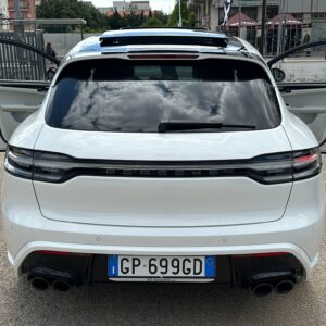 BM Automobili Pescara, SPECIALIZZATI NELLA COMPRAVENDITA DI VEICOLI SEMINUOVI