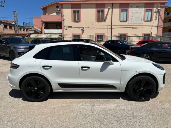 BM Automobili Pescara, SPECIALIZZATI NELLA COMPRAVENDITA DI VEICOLI SEMINUOVI
