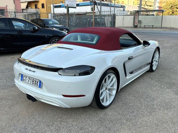 BM Automobili Pescara, SPECIALIZZATI NELLA COMPRAVENDITA DI VEICOLI SEMINUOVI