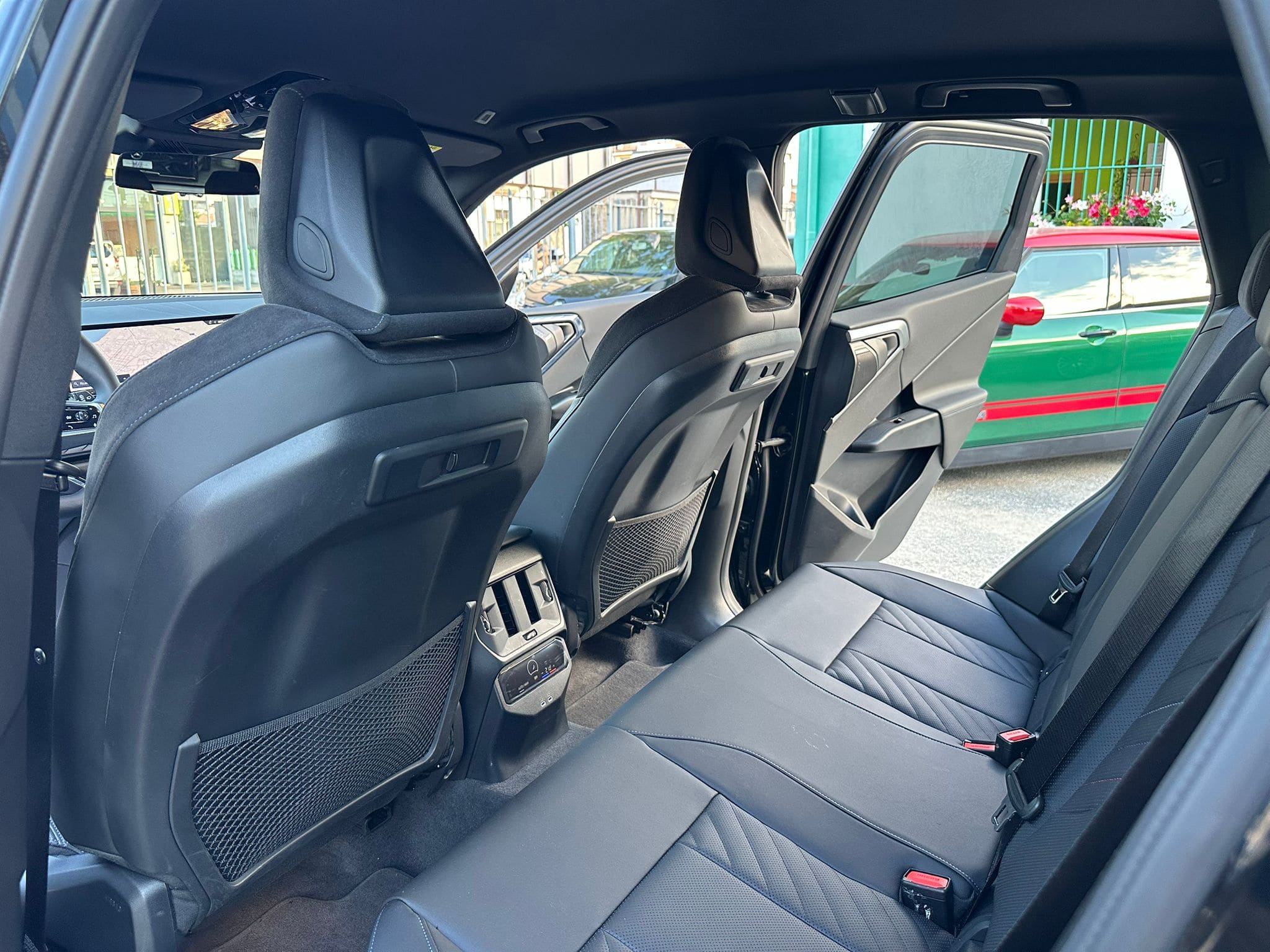 BM Automobili Pescara, SPECIALIZZATI NELLA COMPRAVENDITA DI VEICOLI SEMINUOVI