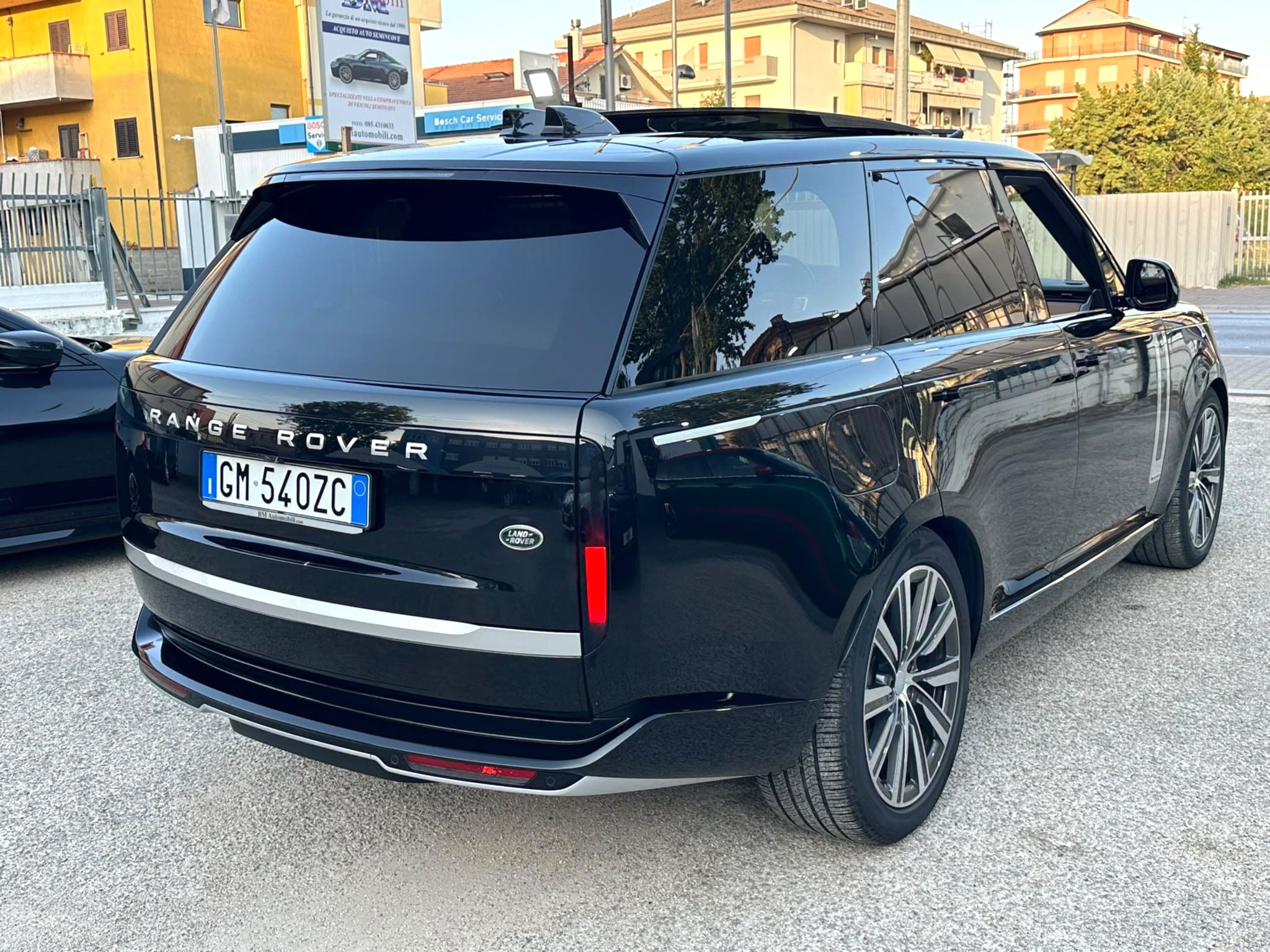 BM Automobili Pescara, SPECIALIZZATI NELLA COMPRAVENDITA DI VEICOLI SEMINUOVI