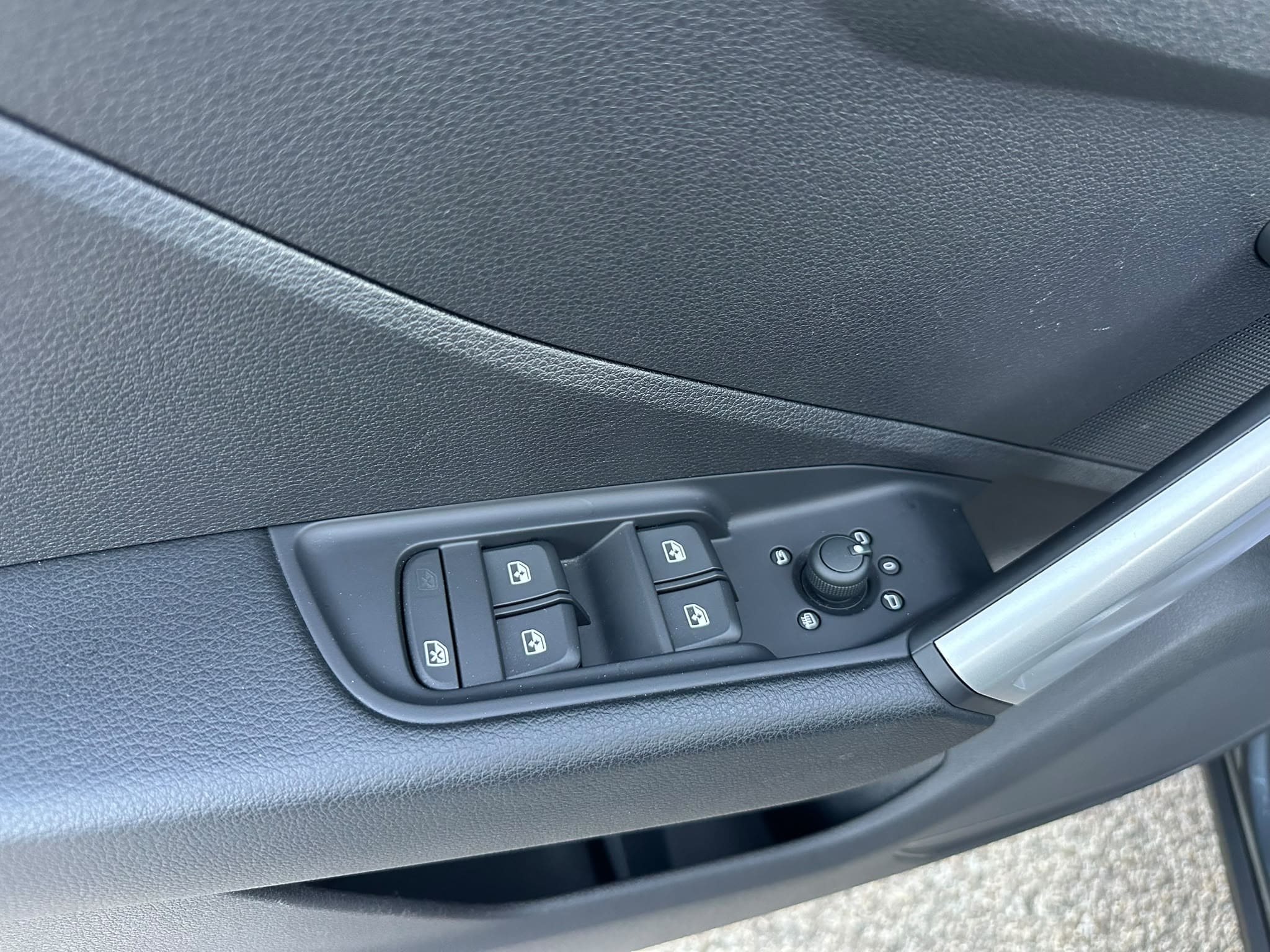 BM Automobili Pescara, SPECIALIZZATI NELLA COMPRAVENDITA DI VEICOLI SEMINUOVI