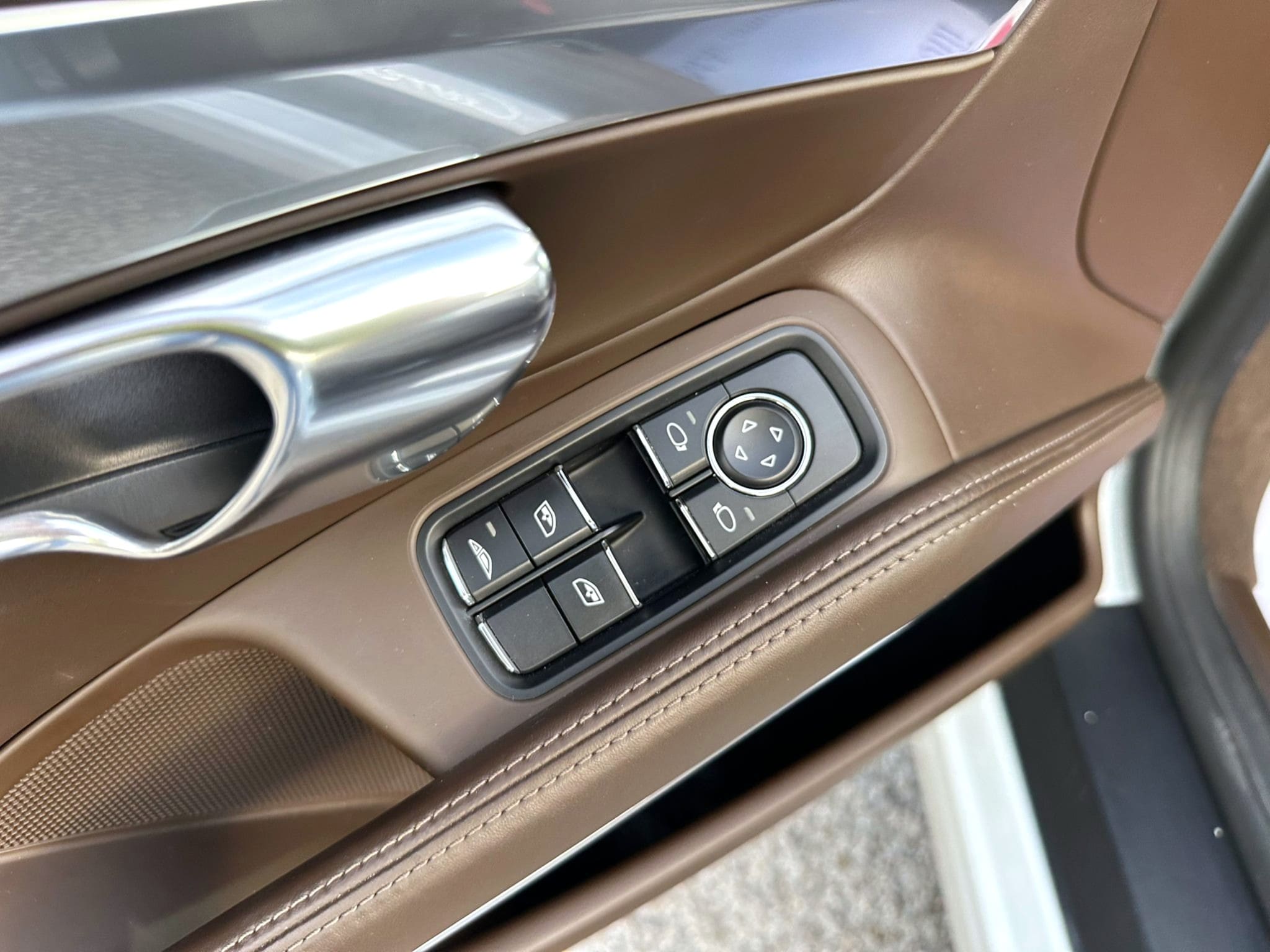 BM Automobili Pescara, SPECIALIZZATI NELLA COMPRAVENDITA DI VEICOLI SEMINUOVI