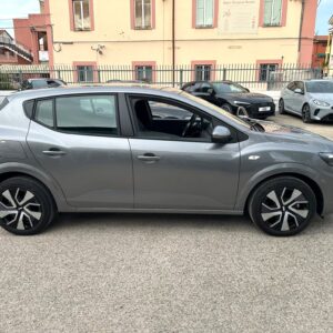 BM Automobili Pescara, SPECIALIZZATI NELLA COMPRAVENDITA DI VEICOLI SEMINUOVI